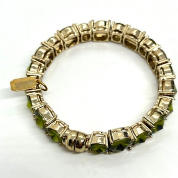 TASHA RHINESTONE STATEMENT BRACELET PERIDOT GREEN MAGNETIC CLOSURE GOLD TONE - Picture 10 of 14